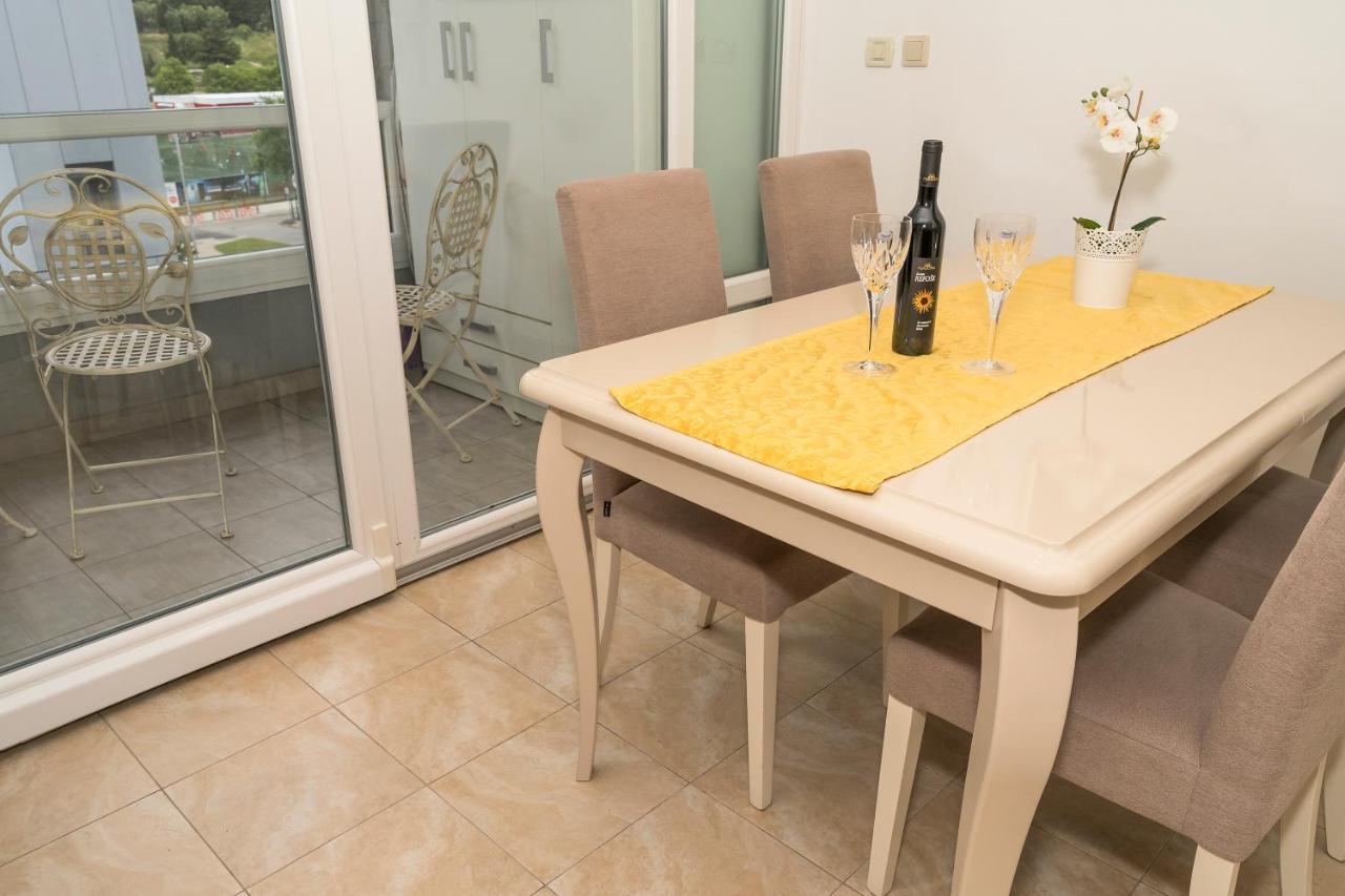 ספליט Luxury 1 Bedroom App Center&Balcony Free Parking מראה חיצוני תמונה