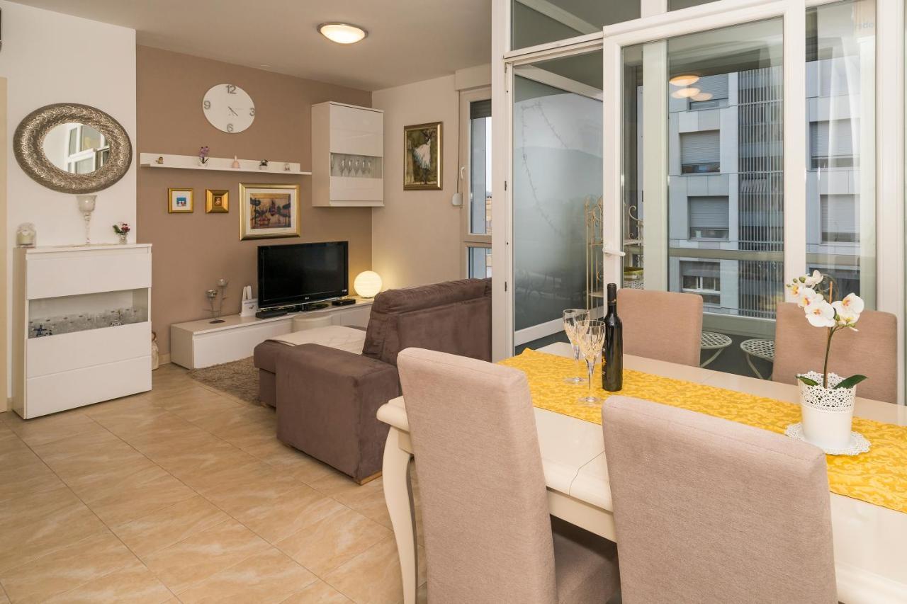 ספליט Luxury 1 Bedroom App Center&Balcony Free Parking מראה חיצוני תמונה