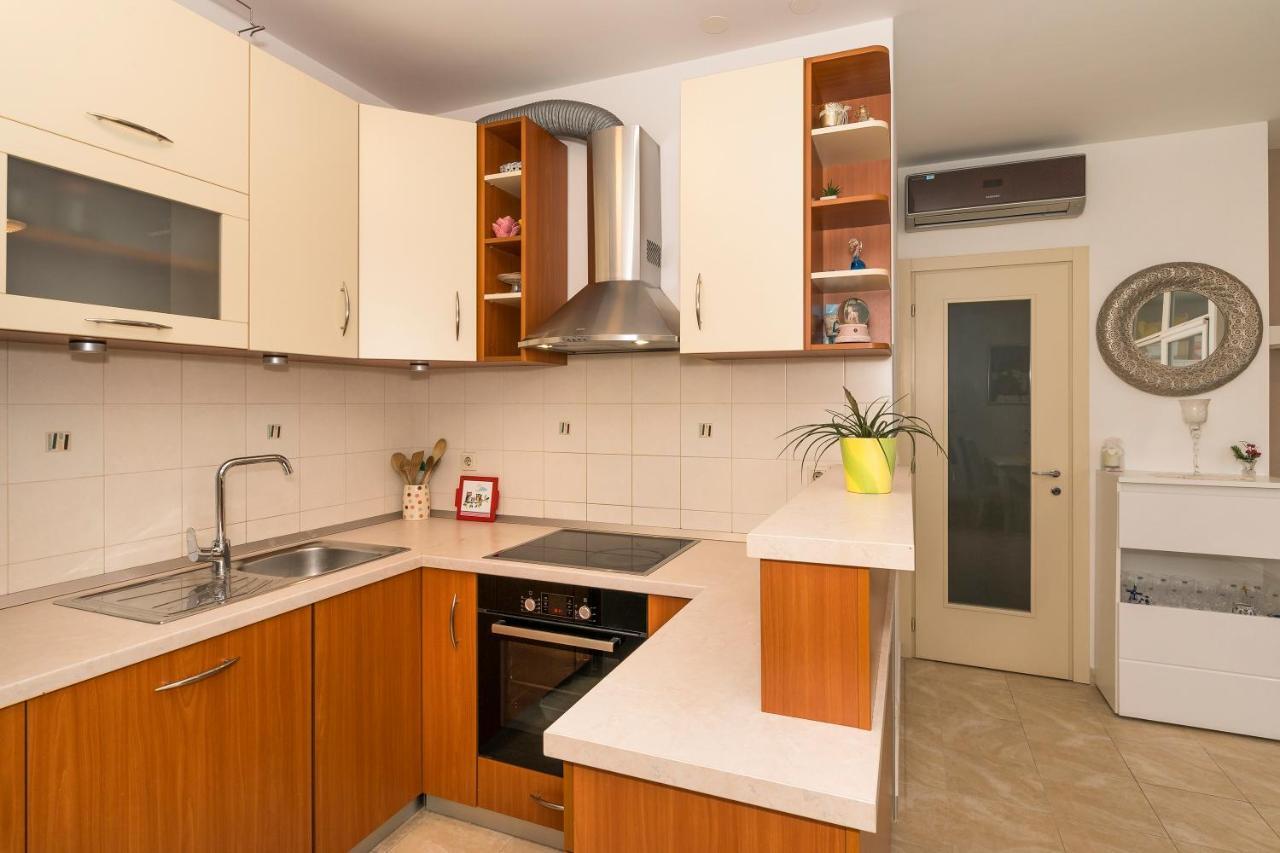 ספליט Luxury 1 Bedroom App Center&Balcony Free Parking מראה חיצוני תמונה